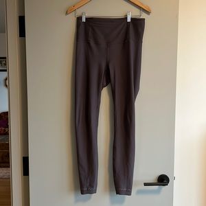Lululemon Laser Cut High Rise Leggings, 25”, Sz 8